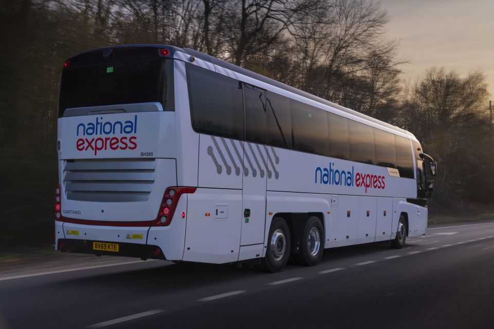 London: Bus Transfer Between Stansted & Luton Airports - Luggage Allowance