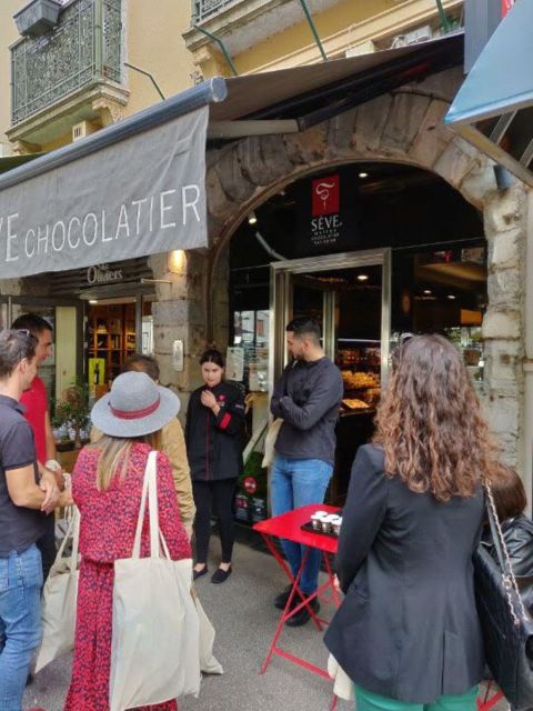 Lyon: Culinary Delights Tour - Local Specialties to Taste