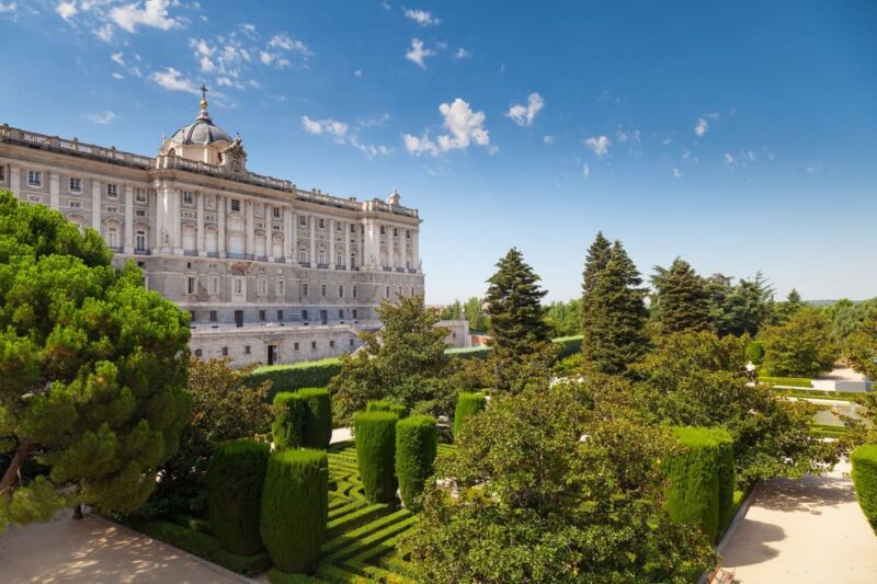 Madrid: Royal Palace Guided Tour With Skip-The-Line Entry - Participant Information