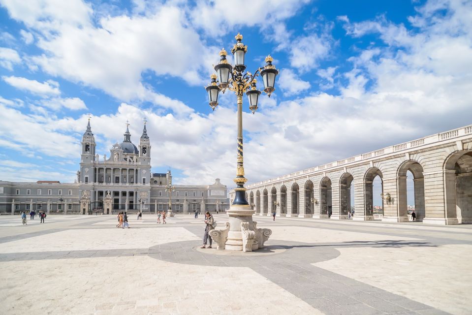 Madrid: Royal Palace Tour With Optional Royal Collections - Important Information