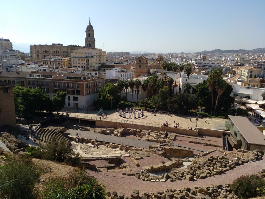 Málaga: Cathedral, Alcazaba, Roman Theater Walking Tour - Notable Guides