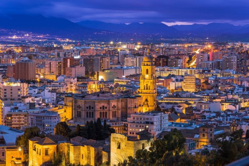 Málaga: The Genuine Wine & Tapas Tour - Meeting Point