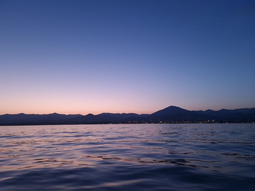 Marbella: Sunset Luxury Sailing Cruise in Puerto Banús - Included Amenities