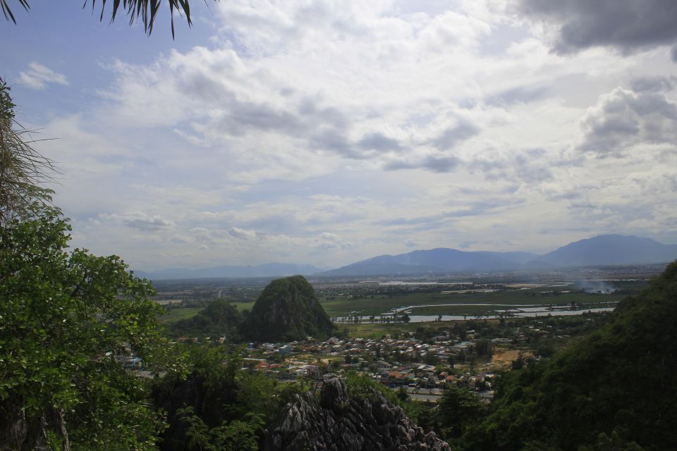 Marble Mountain and Hoi an at Night From Da Nang City - Guided Tour Features