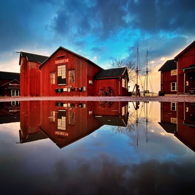 Mariehamn Private Guided Walking Tour - Pricing and Group Information
