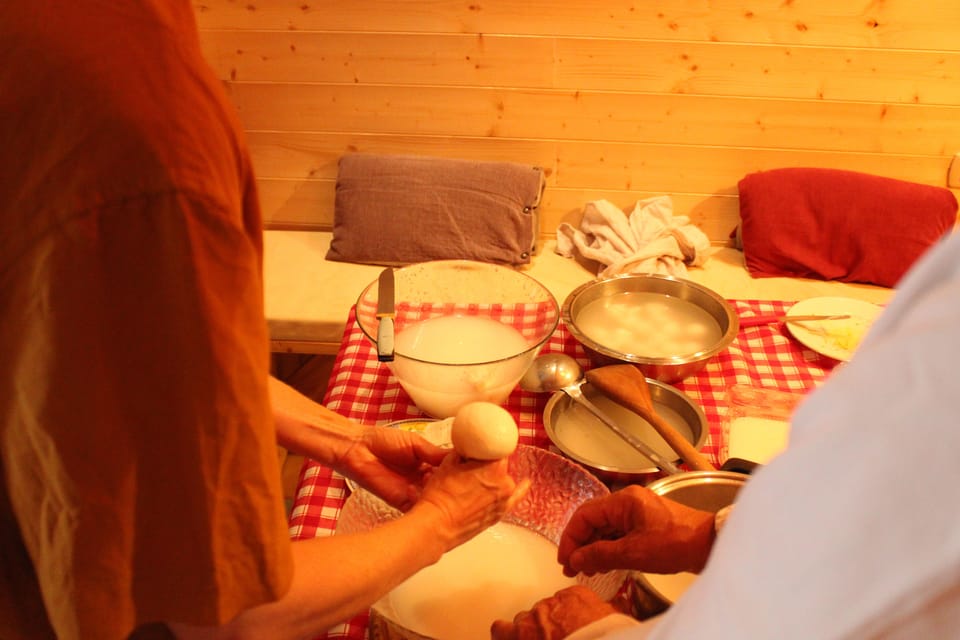 Matera: Mozzarella and Cheese Tasting With a Cheesemaker - Participant Age Groups