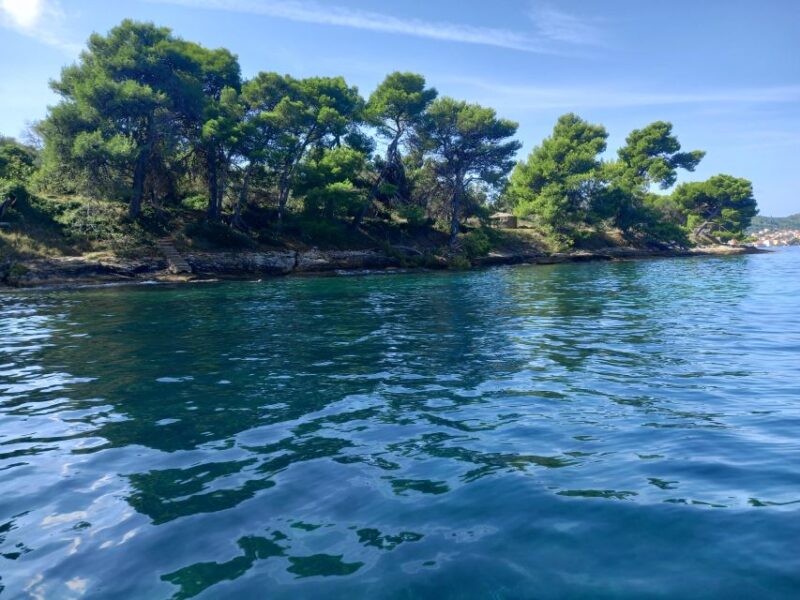 Meeting Point: Obala Kneza Branimira 27A - Inclusions