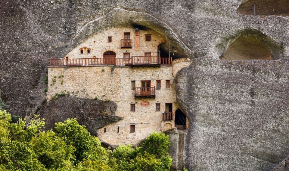 Meteora: Guided Sunset Tour With Monasteries and Caves Visit - Sunset Viewing Experience