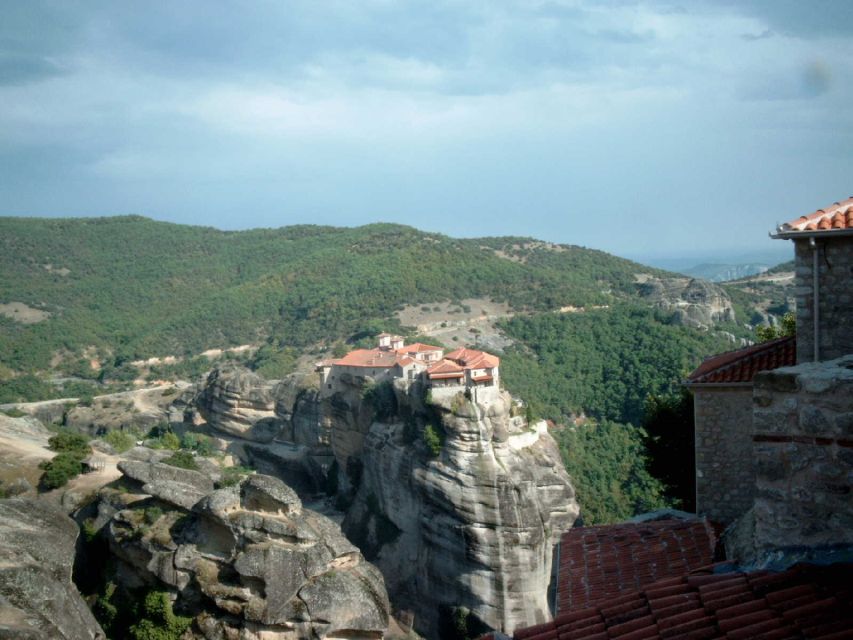 Meteora Monasteries Tour From Athens - Traditional Greek Lunch