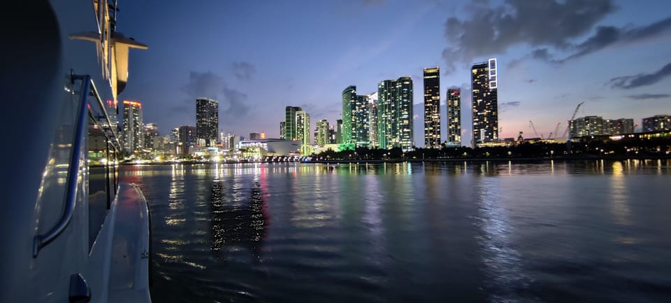 Miami: Biscayne Bay and South Beach Sunset Cruise - Customer Reviews and Ratings