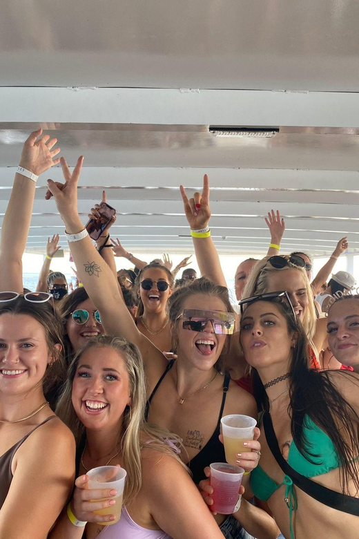 MIAMI BOAT PARTY - Booking Process