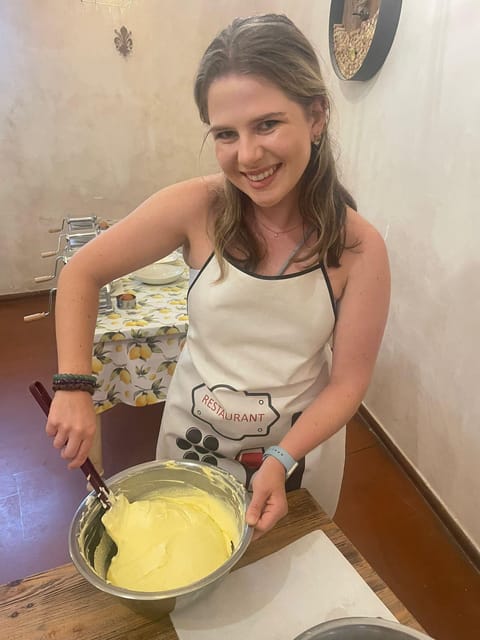 Milan: Pasta and Tiramisu Cooking Class With Wine - Cooking Experience Highlights