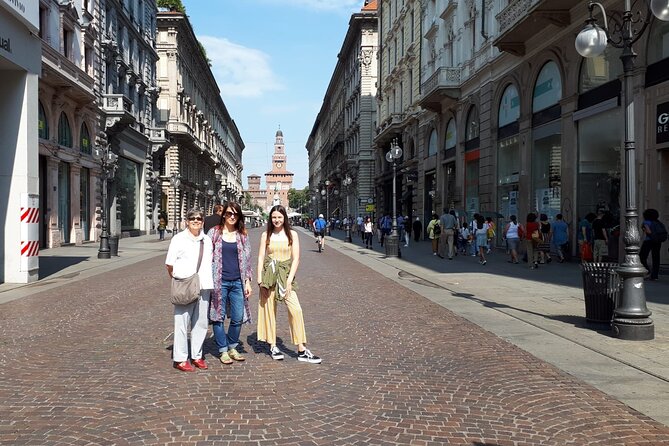 Milan : Private Custom Walking Tour With a Guide (Private Tour) - Highlights and Expectations