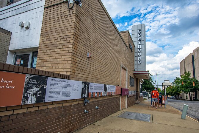 Montgomery Civil Rights Walk of Freedom Self Guided (GPS) Walking Tour - How to Access the Tour