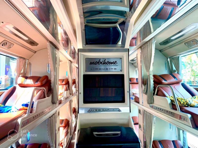 Mui Ne: Sleeper Bus to Ho Chi Minh With Bed and Water - Bus Amenities and Features