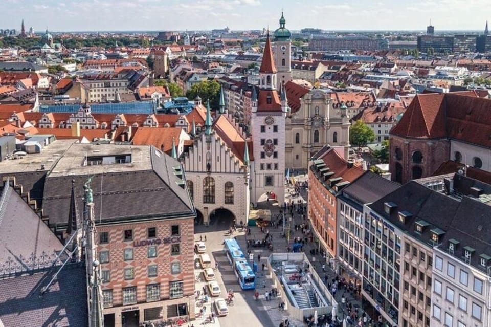 Munich: Must-See Attractions Walking Tour - Tour Experience