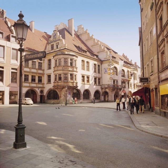 Munich: Third Reich and WWII Walking Tour - Meeting Point and Accessibility