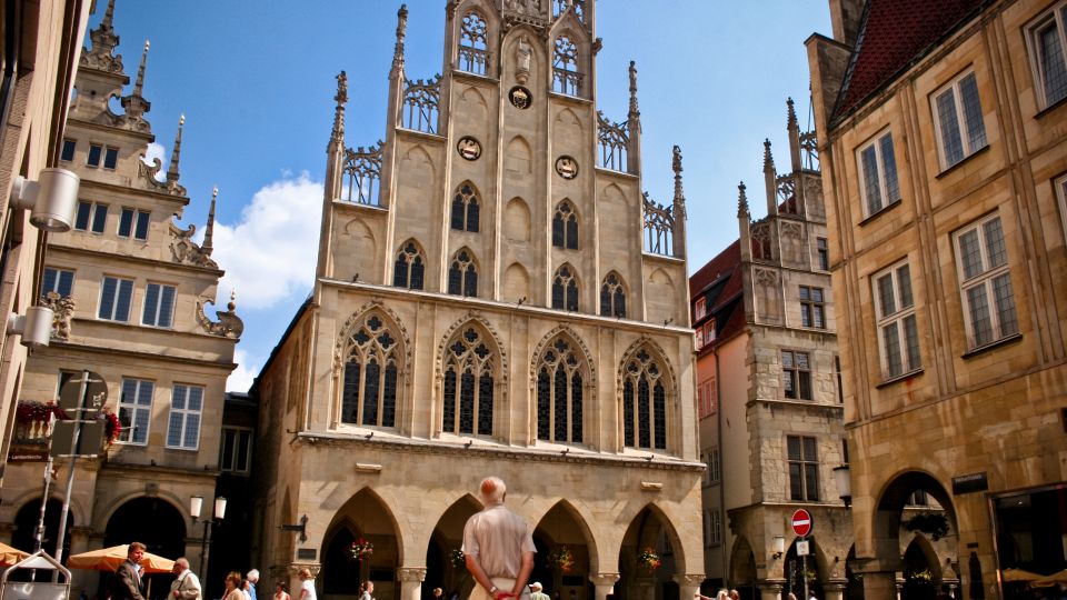 Münster: Hop-On Hop-Off Bus Tour Day Ticket - Frequently Asked Questions