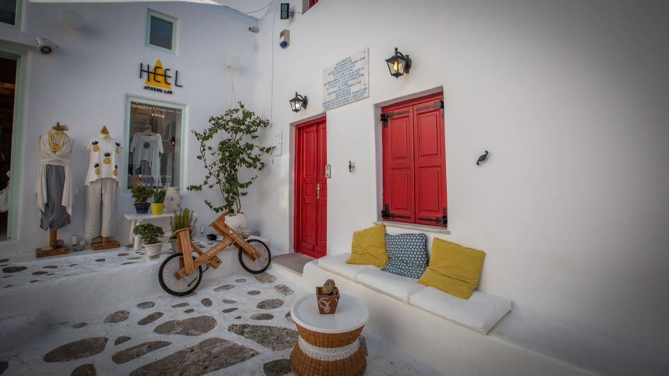 Mykonos: Mykonos Town Private Walking Tour - Tour Inclusions