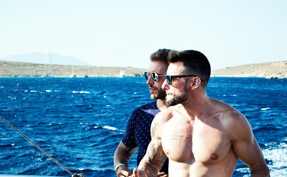 Mykonos: Sunset Boat Party With Open Bar & Live DJ - Meeting Point and Info