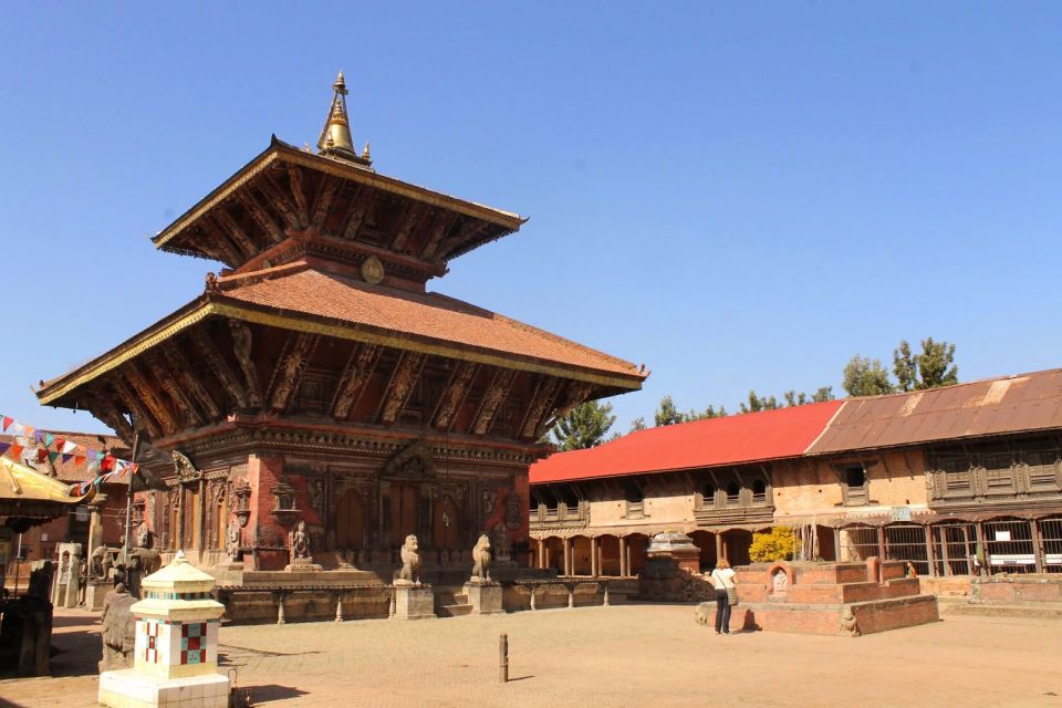 Nagarkot Sunrise With Changu Narayan and Bhaktapur Day Tour - Changu Narayan Temple