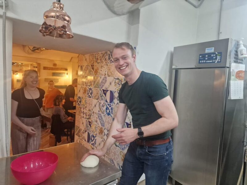 Naples: Pizza Making Class With Local Pizzaiolo - Participant Information