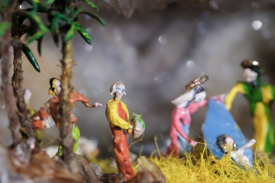 Naples: the Magic of Christmas and Nativity Scenes - Historical Significance of Nativities