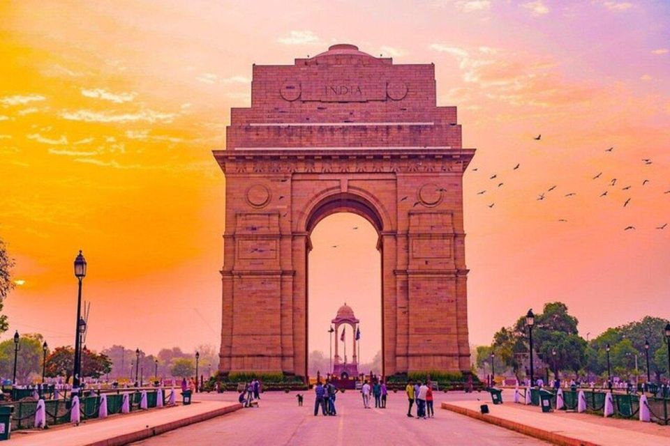 New Delhi: Private Half-Day City Tour By-Car - Professional Tour Guide