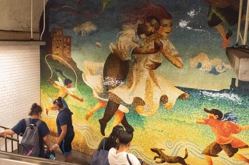 New York City:Subway Stations, Murals, and People Photo Tour - Photography Techniques to Master