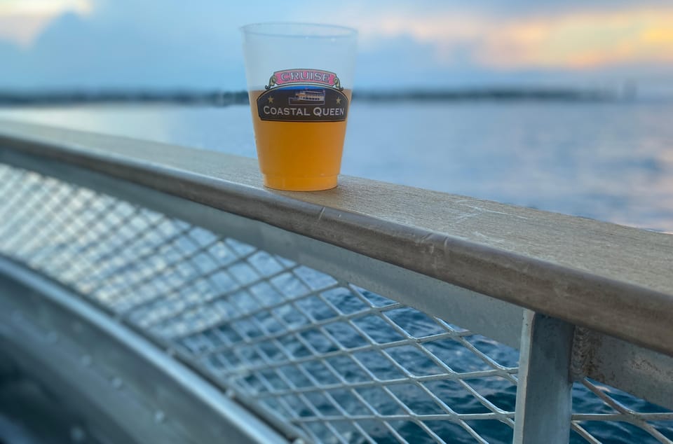 Newport, RI: Evening Cocktail Cruise of Narragansett Bay - Complimentary Drink and Beverage Options