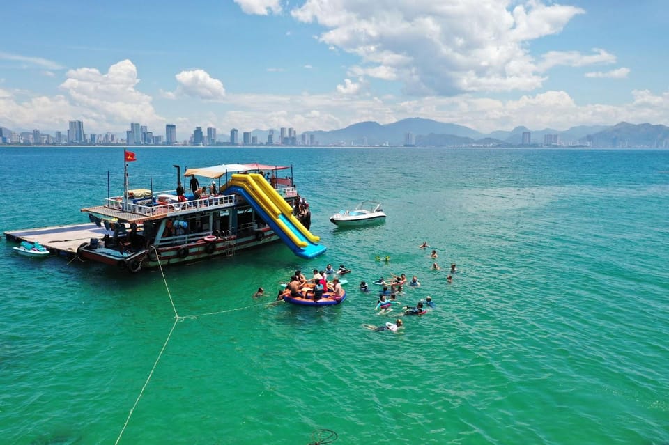 NHA TRANG ISLAND - HOPPING TOUR & FLOATING BAR BOAT PARTY - Activities at the Floating Bar