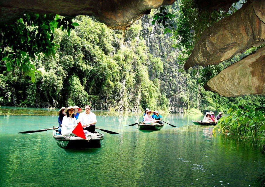 Ninh Binh: Hoa Lu - Tam Coc - Cycling Day Trip - Cycling Through Local Villages