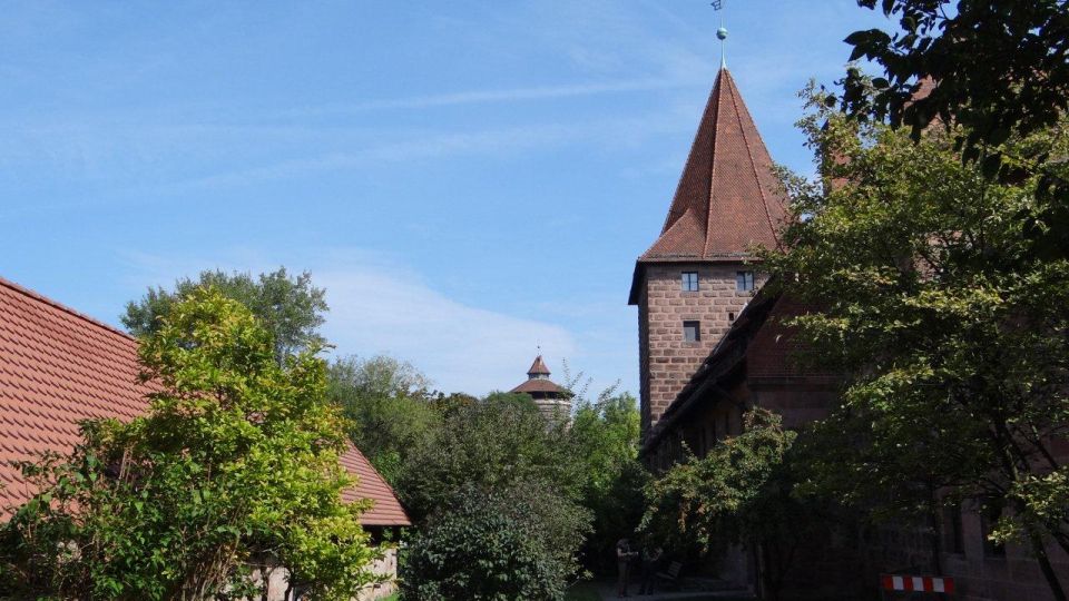 Nuremberg: 1.5-Hour Private Tour Through Historical Old Town - Key Attractions and Landmarks