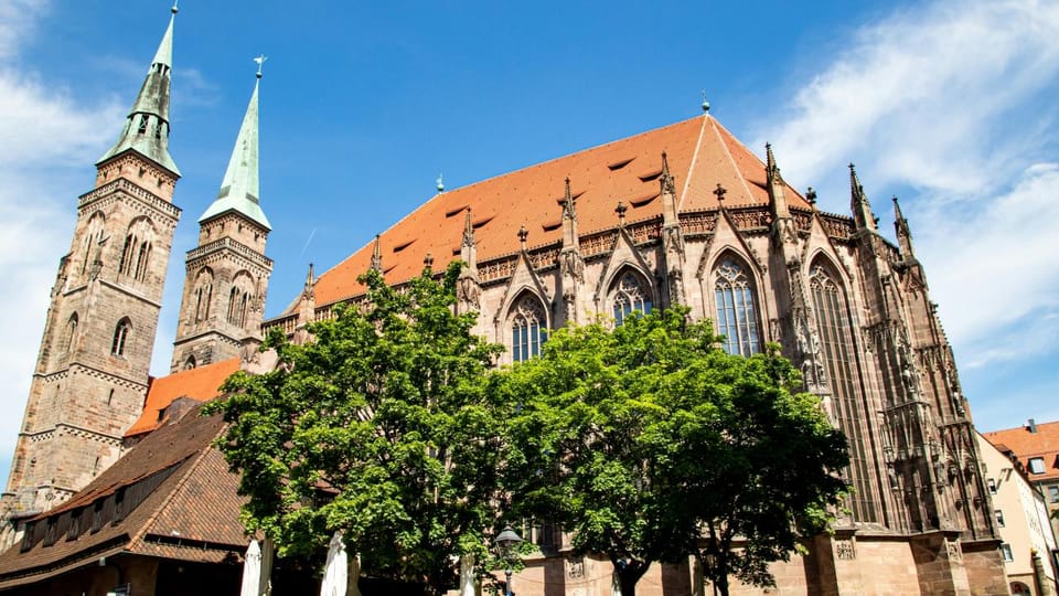 Nuremberg: Selfguided Audiotour Northern Old Town - Tour Features