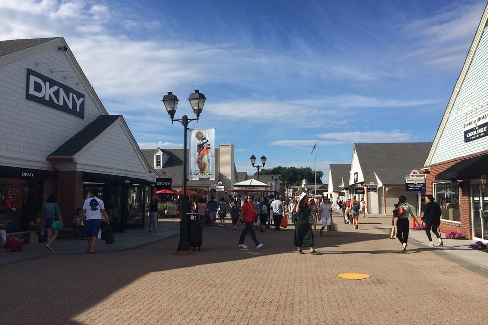 NYC: Woodbury Outlets Private Shopping Tour - Shopping Highlights