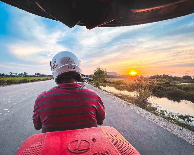 Old Siem Reap Sunset Food Tour by Tuk-Tuk - Tour Itinerary