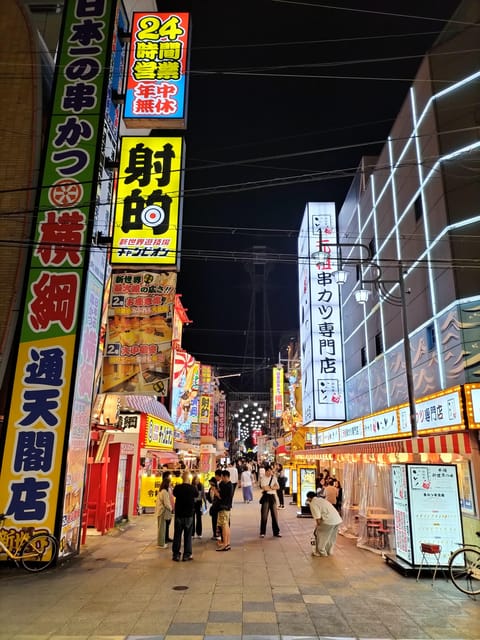 Osaka After Dark - Local Snacks and Drinks Included