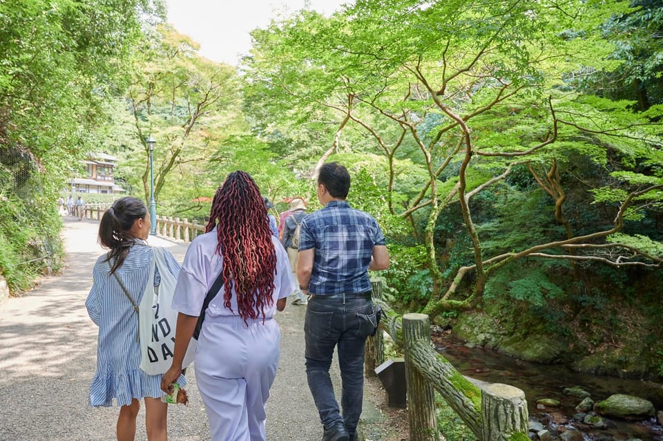 Osaka: Scenic Hiking Guided Tour to Minoo Waterfall - 2.5h - Local Delicacies