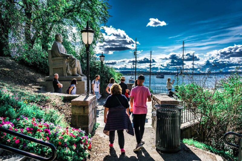 Oslo: 2-Hour Private City Walking Tour - Tour Features