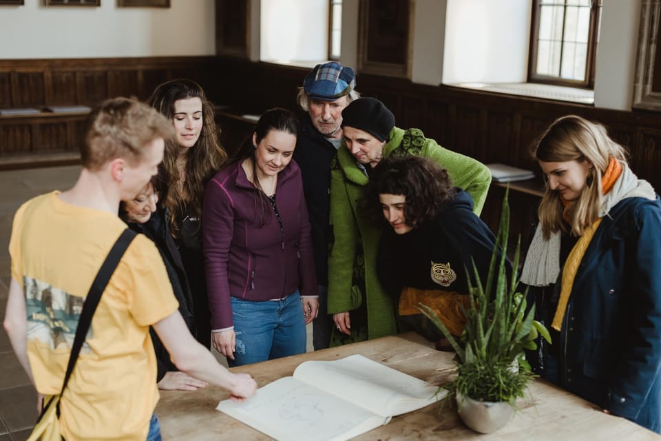 Osnabrück: Town Hall and Old Town Tour (City Tour) - Meeting Point and Tour Logistics