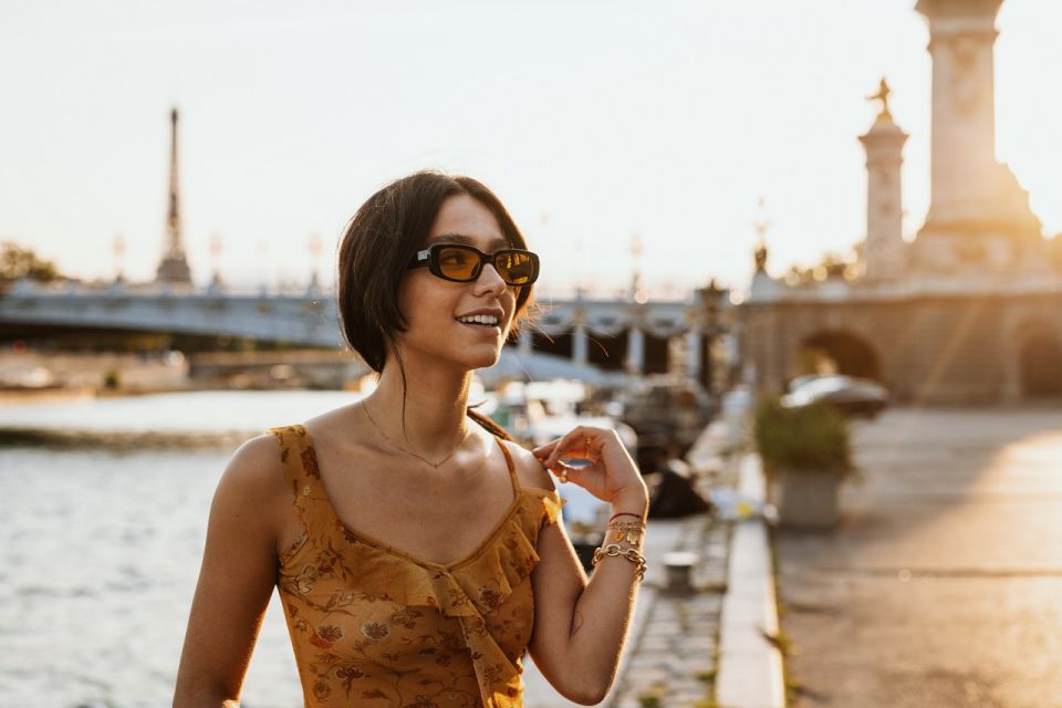 Outdoor Portrait Photoshoot in Paris - What to Expect During the Shoot