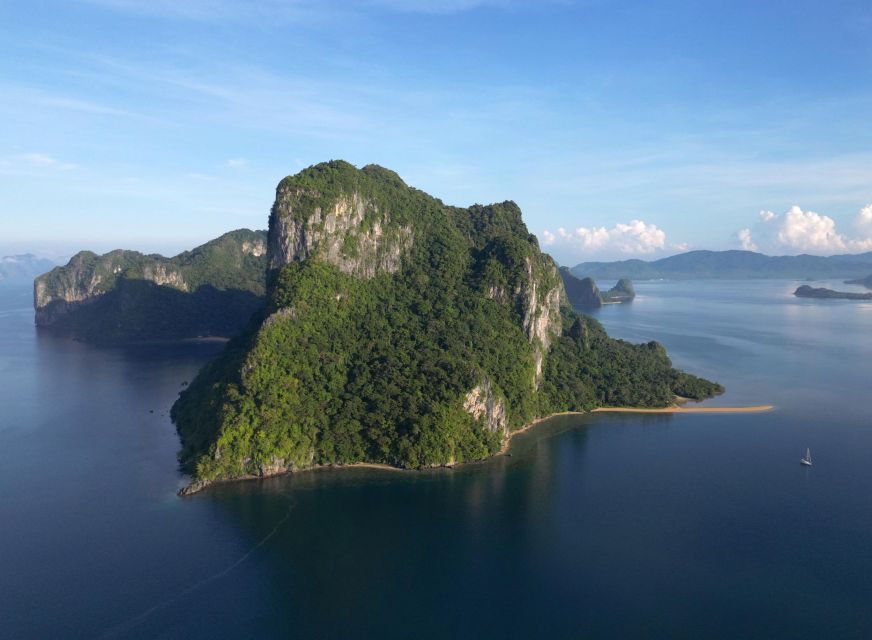 Palawan: Private Sailing Yacht Cruise in El Nido With Lunch - Inclusions and Amenities