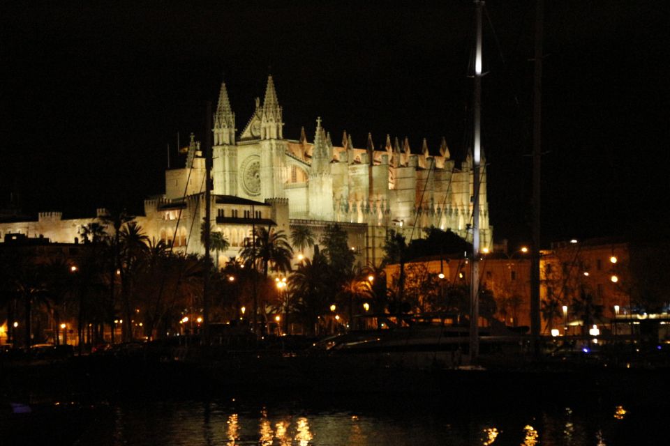 Palma De Mallorca: Night Boat Party With Live DJ - Meeting Point and Arrival