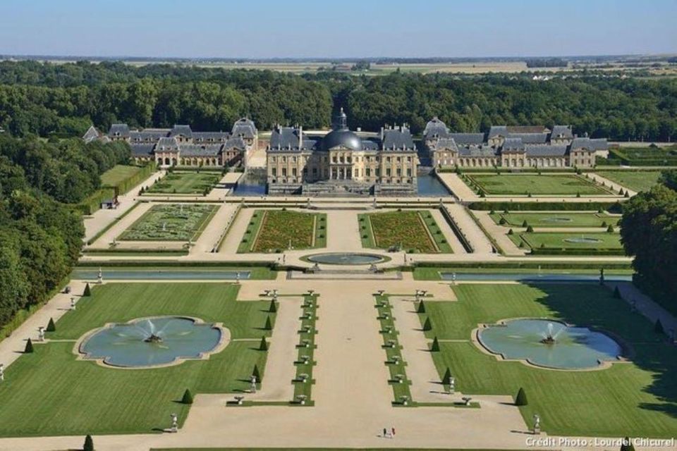 Paris: Château De Versailles and Giverny Excursion - Travel Experience