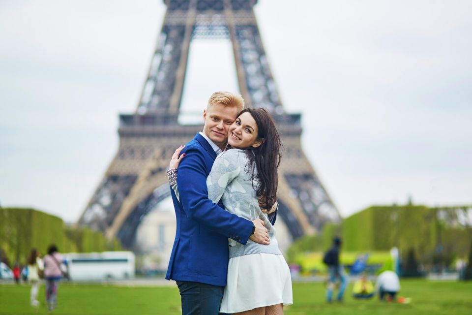 Paris: Romantic Photoshoot for Couples - Whats Included