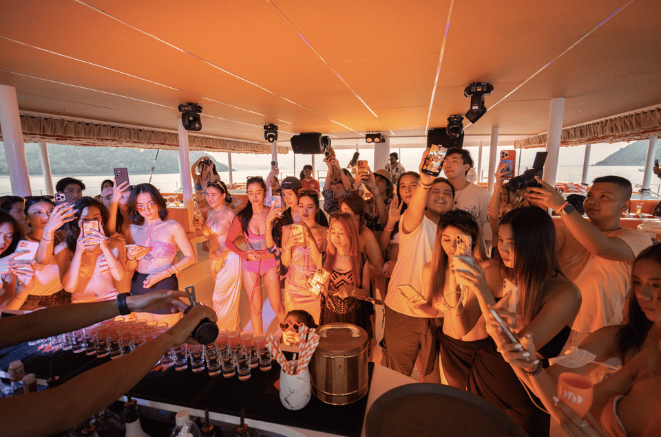 Pattaya: 3 Island-Hopping Full-Day Party Catamaran Cruise - Customer Feedback