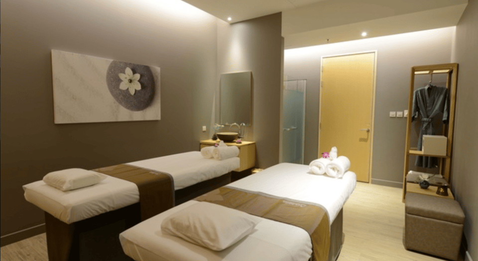 Pattaya: Lets Relax Spa Pattaya Terminal 21 E-Voucher - Aroma Oil Massage