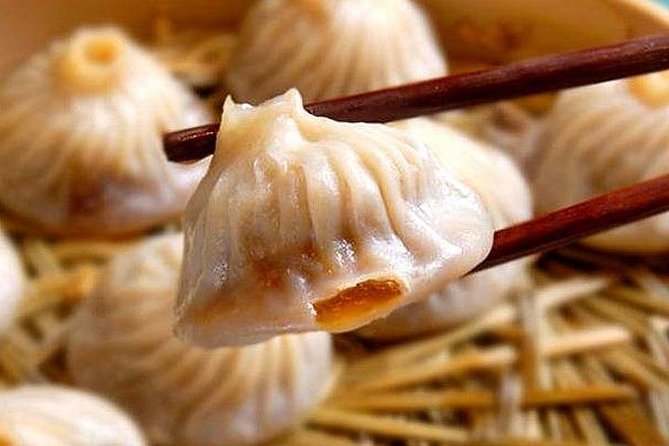 Peking Duck Dining Experience With Amazing Shanghai Night Lights - Transportation and Logistics