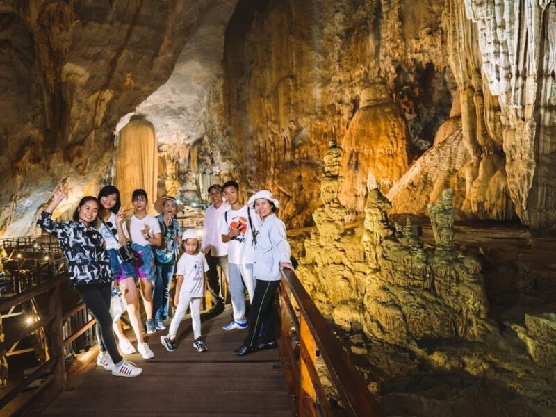 Phong Nha Cave & Paradise Cave Tour : Dong Hoi / Phong Nha - Paradise Cave