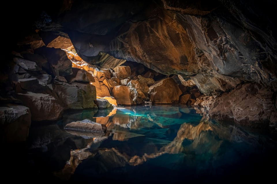 Phong Nha: Full Day Paradise Cave and Phong Nha Cave Tour(L) - Phong Nha Cave Discovery